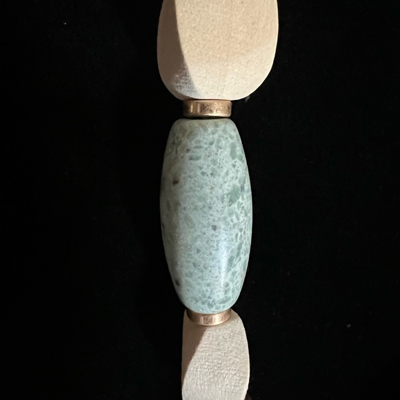 Gold and Cream Beaded Necklace with Distinctive Pendant - Picture 6 of 13